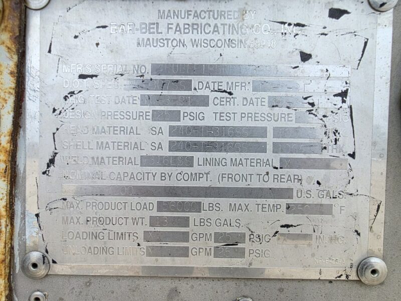 U-4879 1992 Barbel 7000 Gallon Stainless Steel Semi Tanker