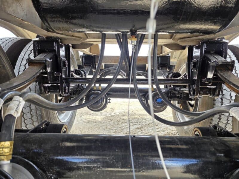 U-4877 1980 Trans Equip 6700 Gallon Stainless Steel Semi Tanker w. 18in Unload