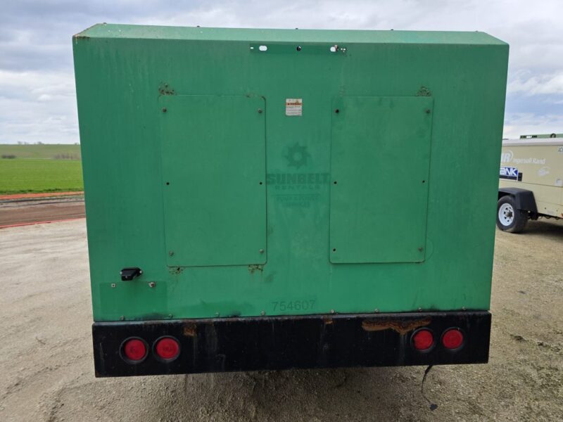 AC-119 750 CFM 2015 Doosan Cummins Engine Air Compressor