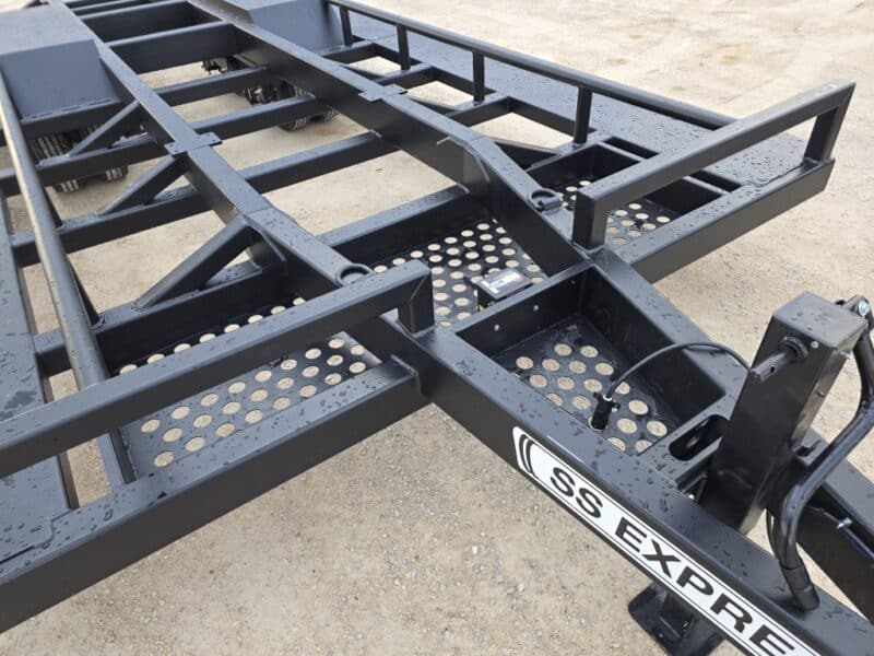 New SS EXPRESS Bumper Pull Manure Boat Trailer For Wolverine and Crawler Agitation Boats