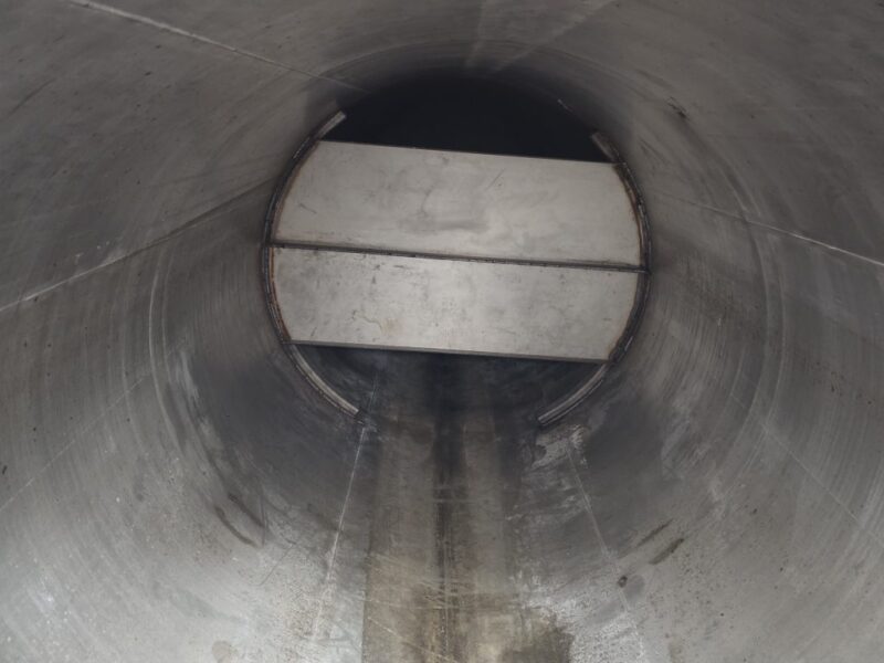 U-4876 1990 Polar 7000 Gallon Stainless Steel Semi Tanker w. 14in Unload