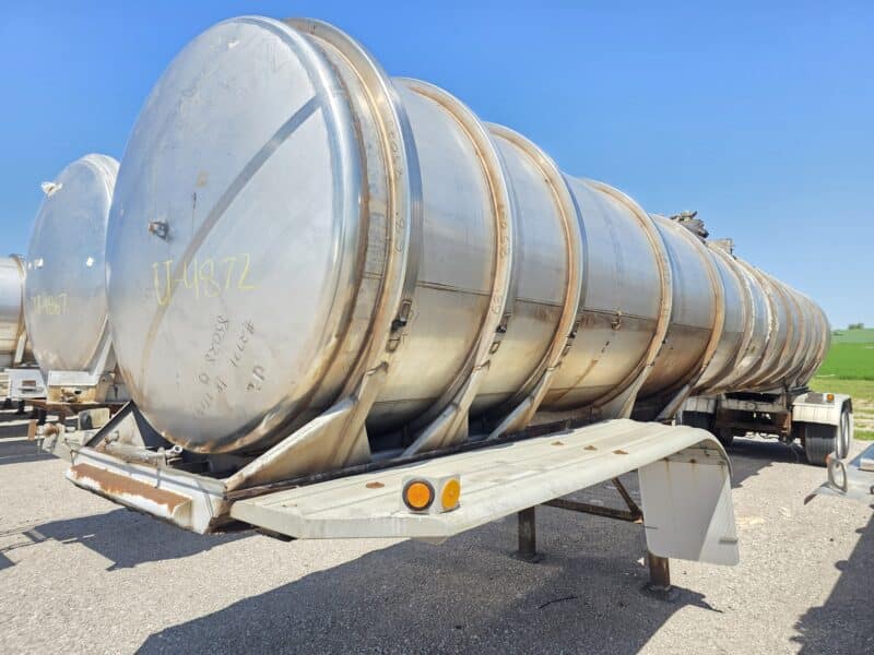 U-4872 1991 Barbel 7200 Gallon Stainless Steel Semi Tanker