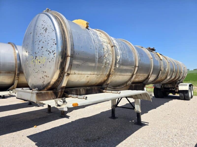 U-4880 1991 Brenner 7200 Gallon Stainless Steel Semi Tanker