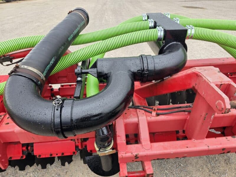 Phil’s 28′ Pottinger Twin Row Disc Only For Tractor Mounted Stinger.