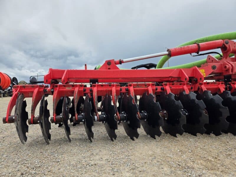 Phil’s 28′ Pottinger Twin Row Disc Only For Tractor Mounted Stinger.