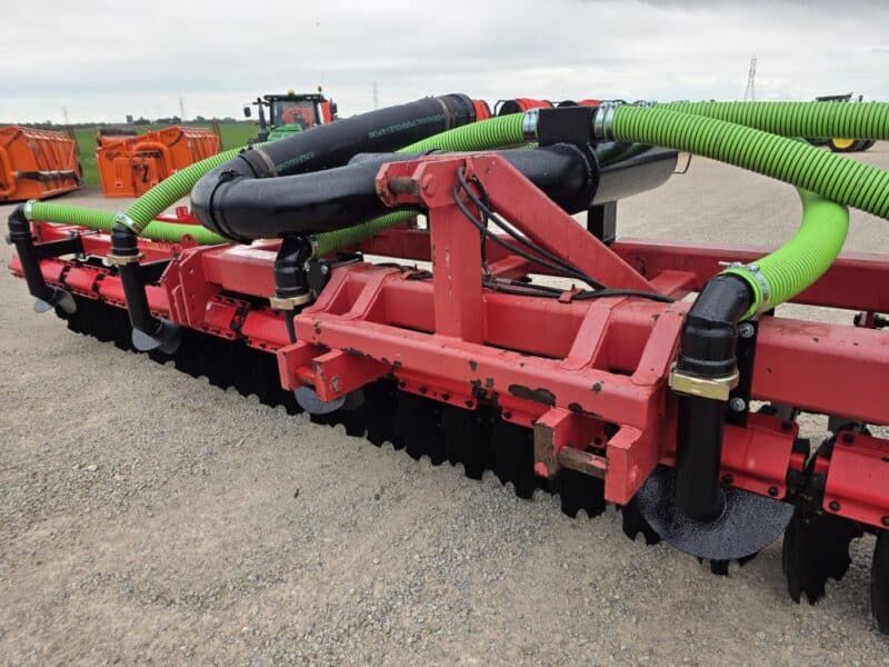 Phil’s 28′ Pottinger Twin Row Disc Only For Tractor Mounted Stinger.