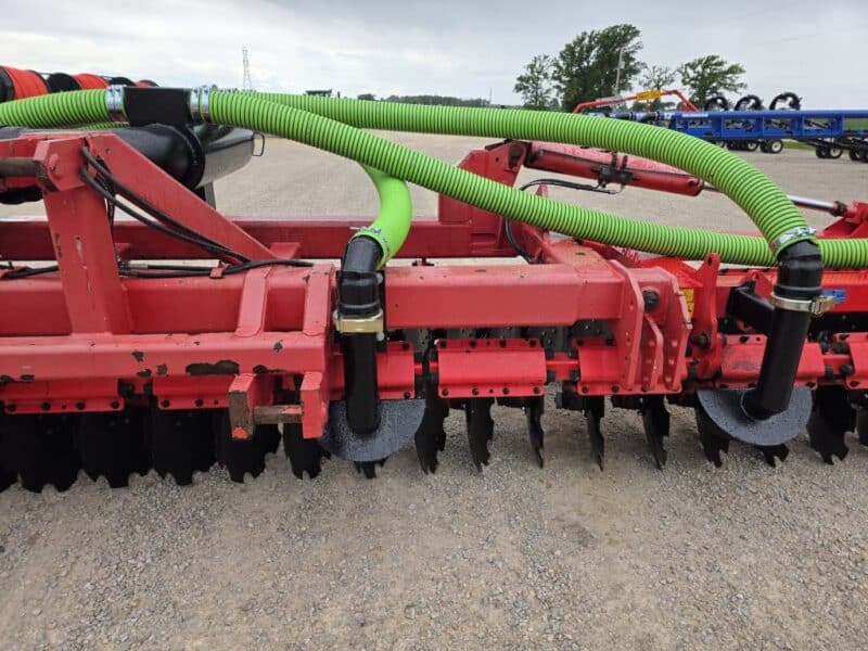 Phil’s 28′ Pottinger Twin Row Disc Only For Tractor Mounted Stinger.