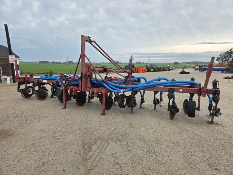 28Ft Hydro 3pt Toolbar with 15 DSI Series 70 Shanks