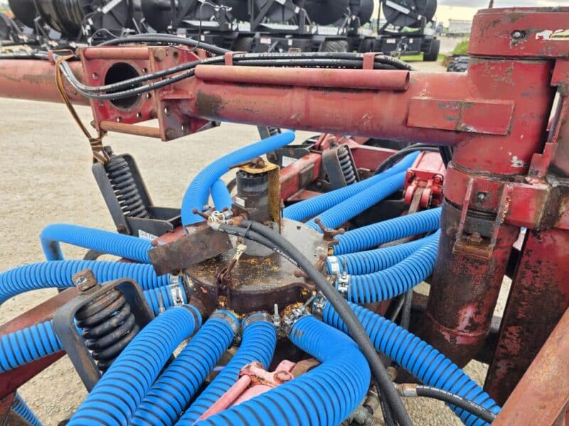 28Ft Hydro 3pt Toolbar with 15 DSI Series 70 Shanks