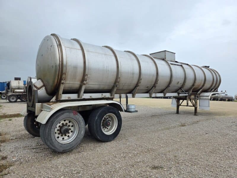 U-4872 1991 Barbel 7200 Gallon Stainless Steel Semi Tanker