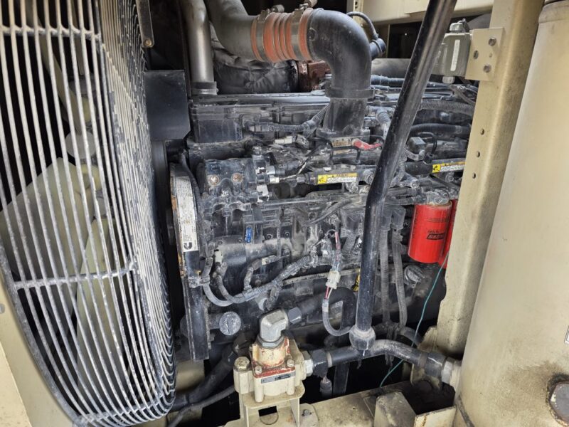 AC-120 915 CFM 2015 Doosan Cummins Engine Air Compressor