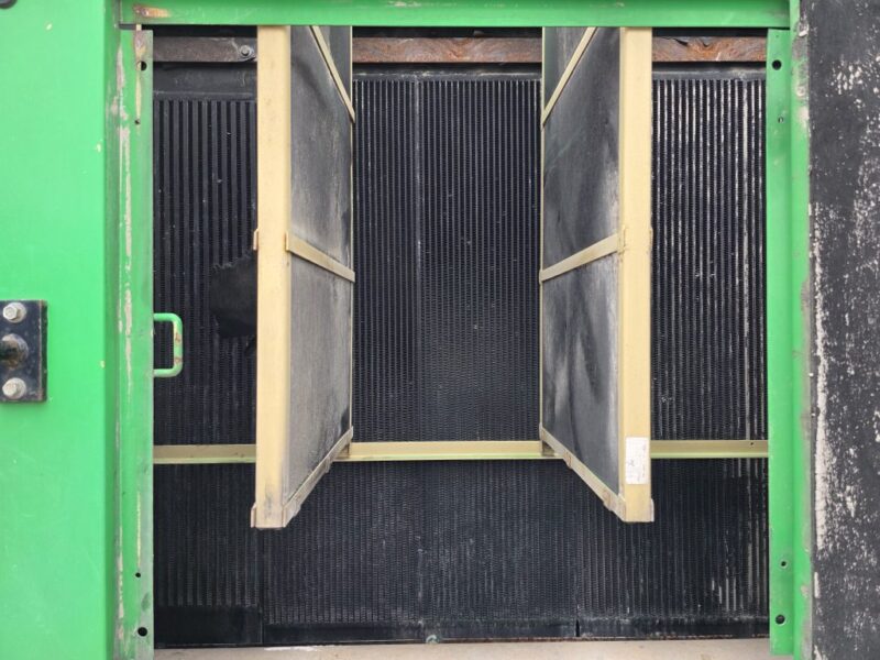 AC-120 915 CFM 2015 Doosan Cummins Engine Air Compressor