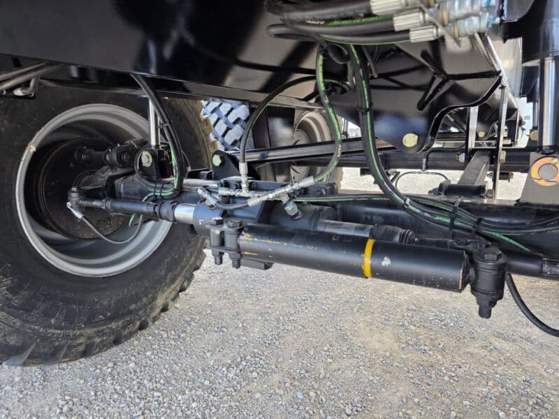 Honey Badger 6000 Manure Spreader