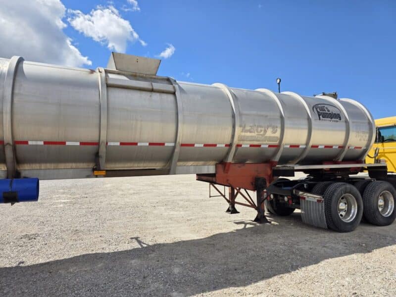 U-4883 1995 Heil 7500 Gallon Stainless Steel Semi Tanker