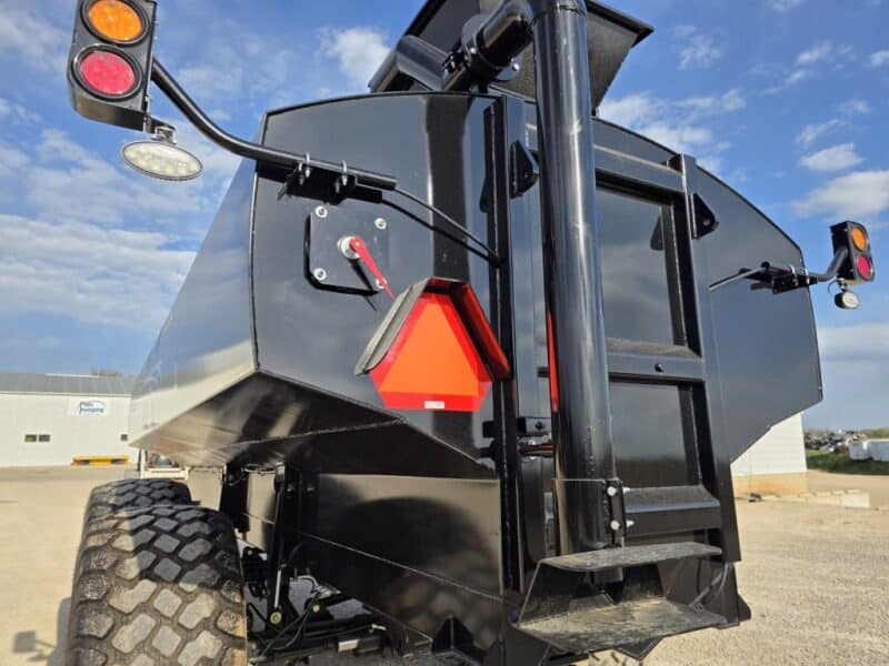 Honey Badger 6000 Gallon Manure Spreader