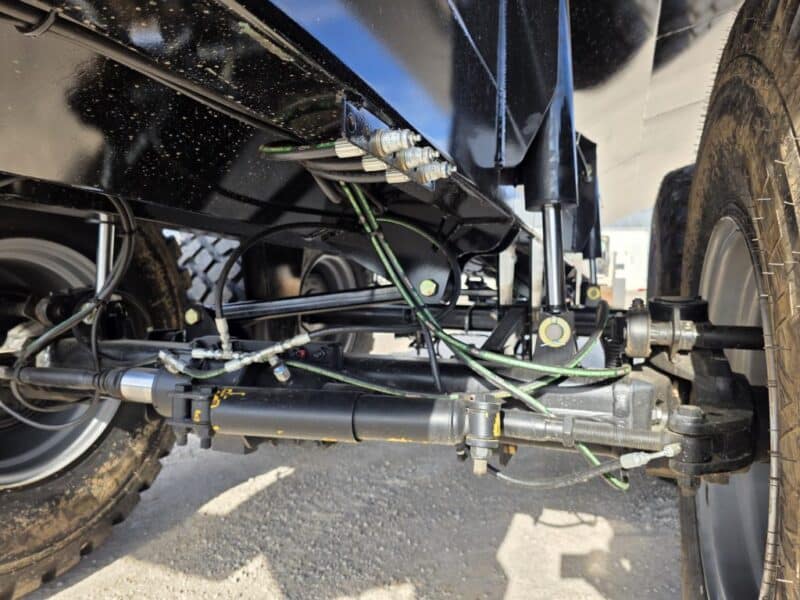 Honey Badger 6000 Gallon Manure Spreader