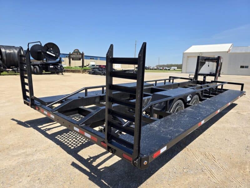SS EXPRESS Gooseneck Manure Boat Trailer For Wolverine and Crawler Agitation Boats