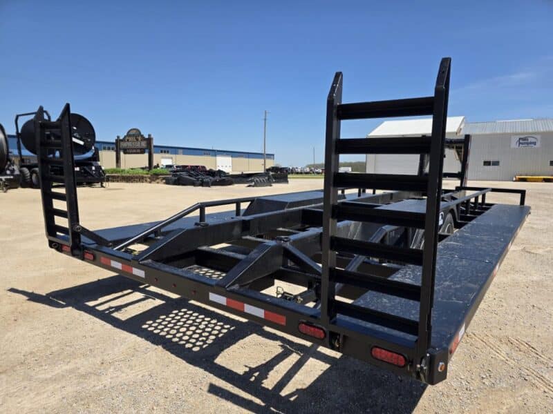 SS EXPRESS Gooseneck Manure Boat Trailer For Wolverine and Crawler Agitation Boats