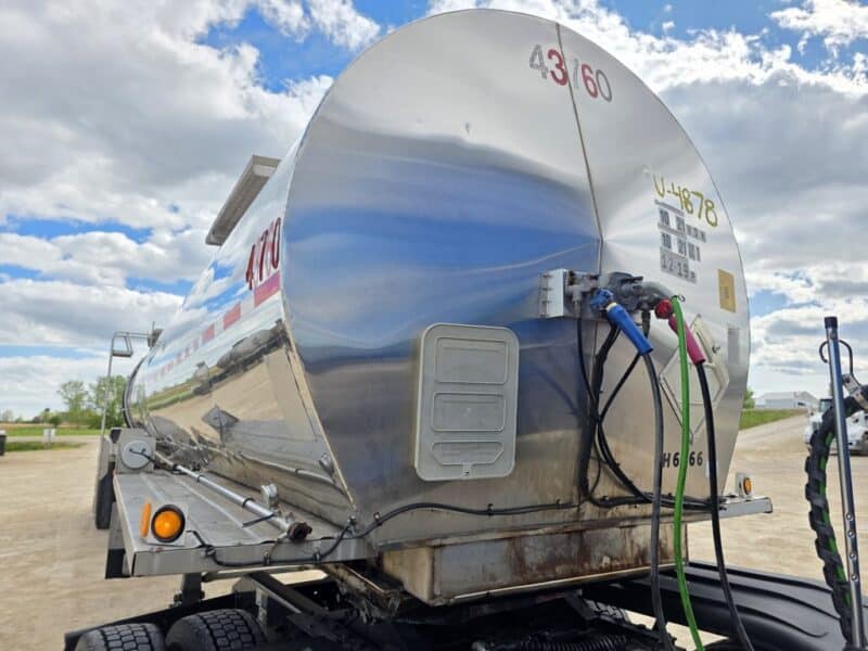 U-4878 1991 Brenner 6700 Gallon Stainless Steel Semi Tanker