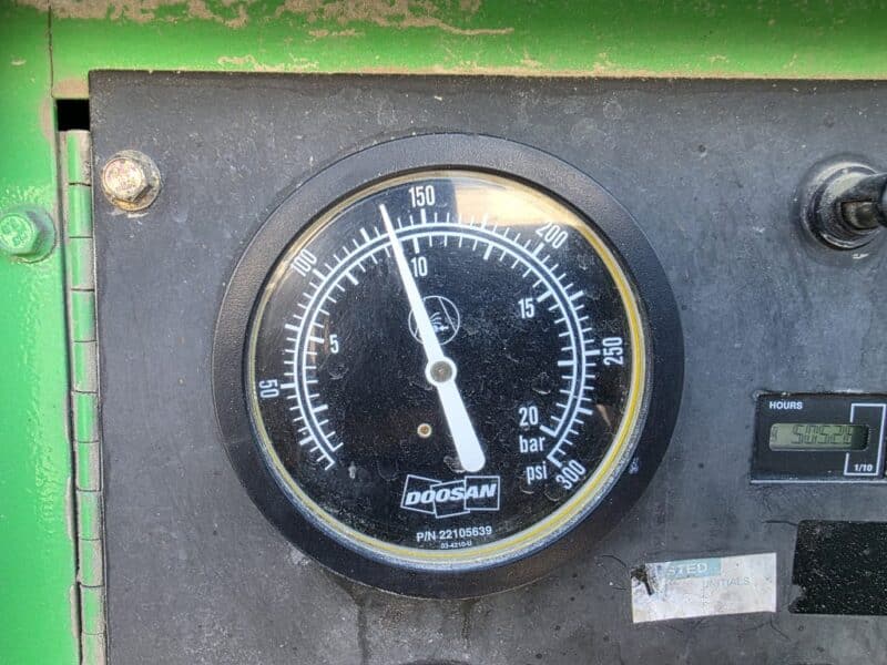 AC-120 915 CFM 2015 Doosan Cummins Engine Air Compressor