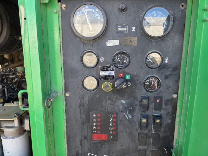 AC-120 915 CFM 2015 Doosan Cummins Engine Air Compressor