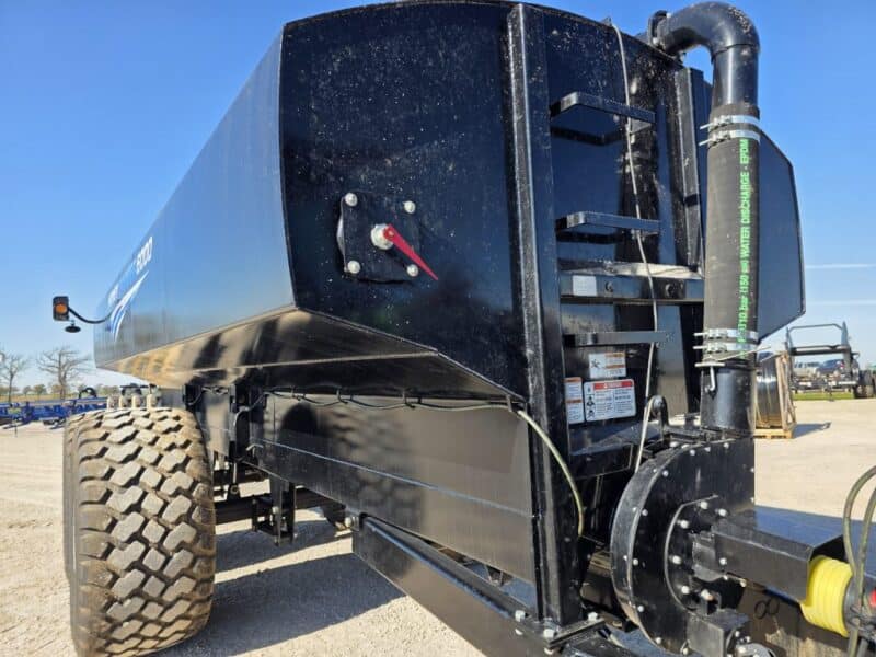 Honey Badger 6000 Gallon Manure Spreader