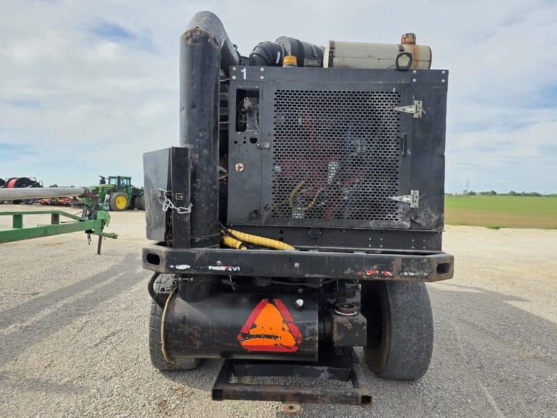 V3410 Mensch Alley Vac Truck. Cummins engine was new March of 2025. Starts and runs good.
