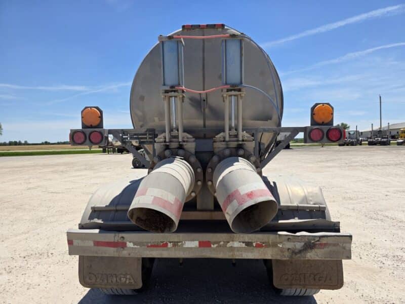U-4888 1980 Polar 6000 Gallon Stainless Steel Semi Tanker