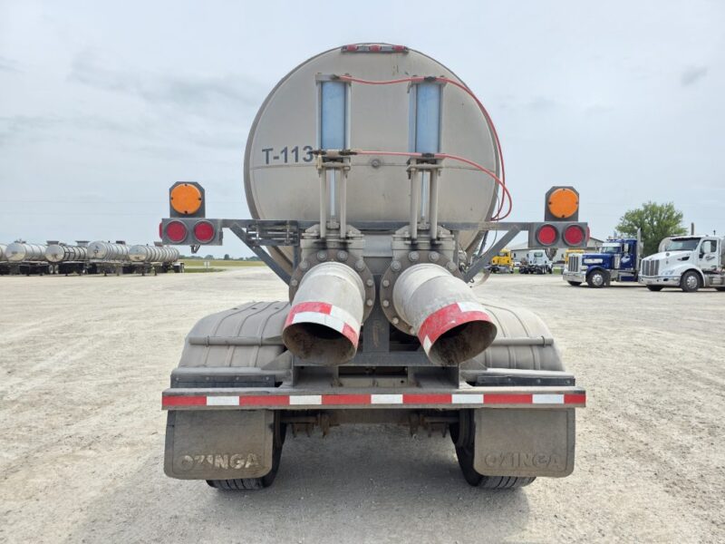 Dual 12″ U-4893 1987 Fruehauf 6700 Gallon Stainless Steel Semi Tanker