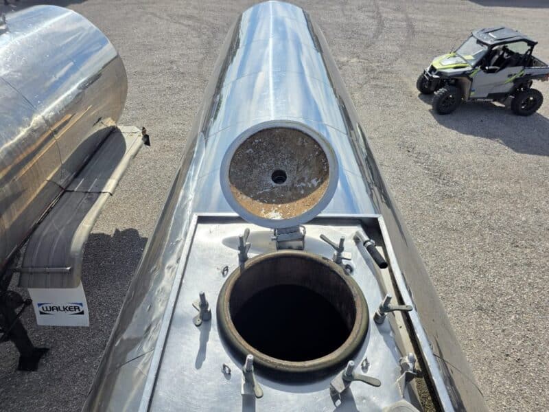U-4895 1998 Brenner 6800 Gallon Stainless Steel Semi Tanker