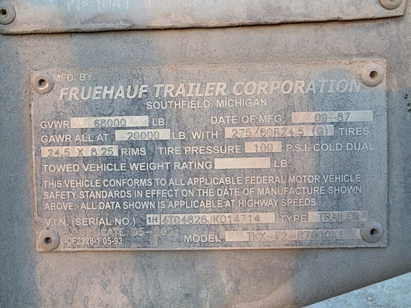 Dual 12″ U-4891 1987 Fruehauf 7000 Gallon Stainless Steel Semi Tanker
