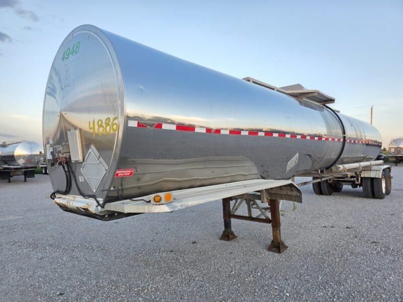 U-4886 1989 Bar-Bel 7000 Gallon Stainless Steel Semi Tanker