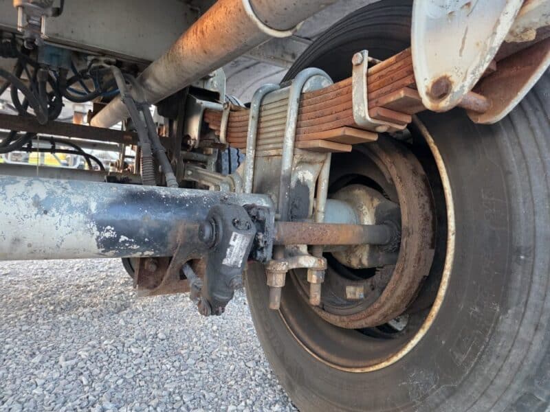 U-4886 1989 Bar-Bel 7000 Gallon Stainless Steel Semi Tanker