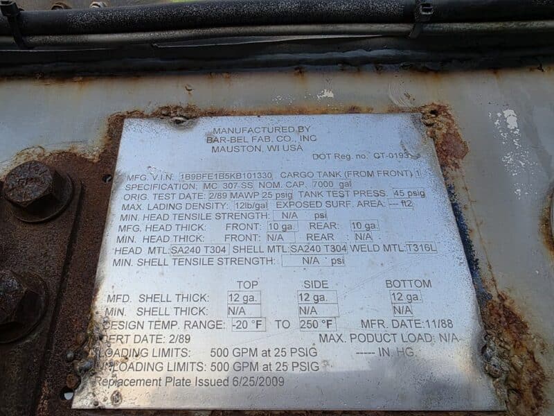 U-4886 1989 Bar-Bel 7000 Gallon Stainless Steel Semi Tanker