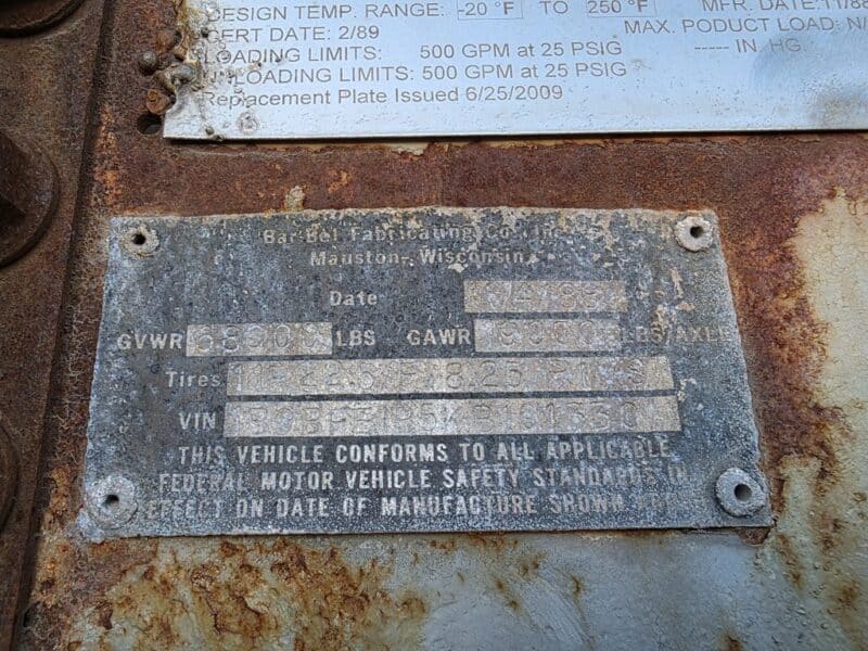 U-4886 1989 Bar-Bel 7000 Gallon Stainless Steel Semi Tanker
