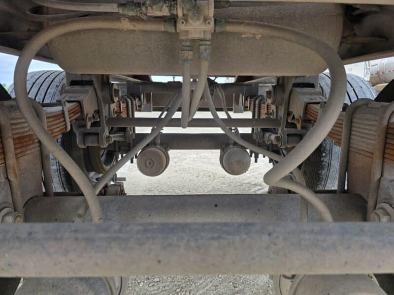 Dual 12″ U-4889 1985 Brenner 6000 Gallon Stainless Steel Semi Tanker