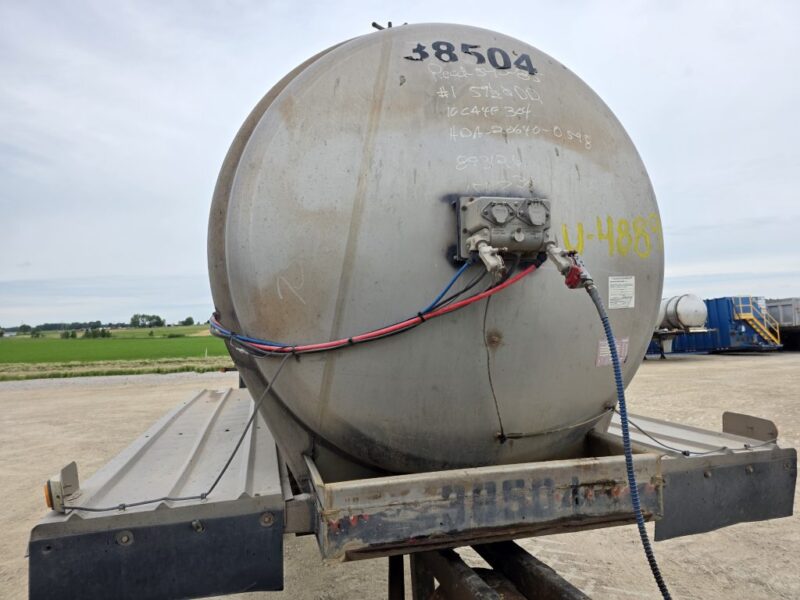 Dual 12″ U-4889 1985 Brenner 6000 Gallon Stainless Steel Semi Tanker