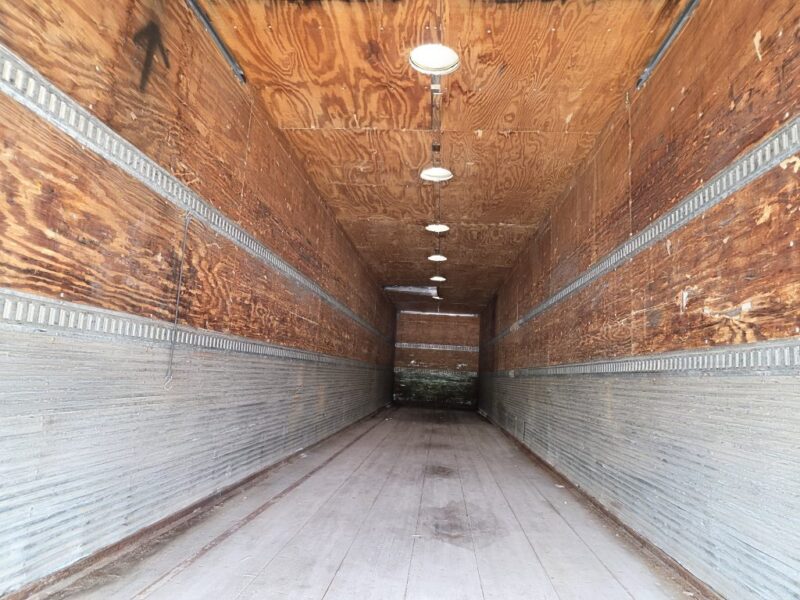 53′ 1999 Stoughton Van Trailer #3