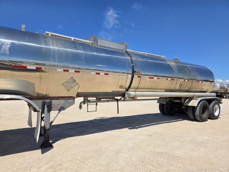 U-4884 1998 Polar 7000 Gallon Stainless Steel Semi Tanker