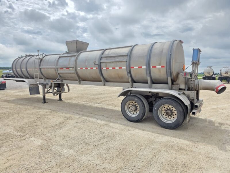 Dual 12″ U-4890 1996 Trailer 6000 Gallon Stainless Steel Semi Tanker