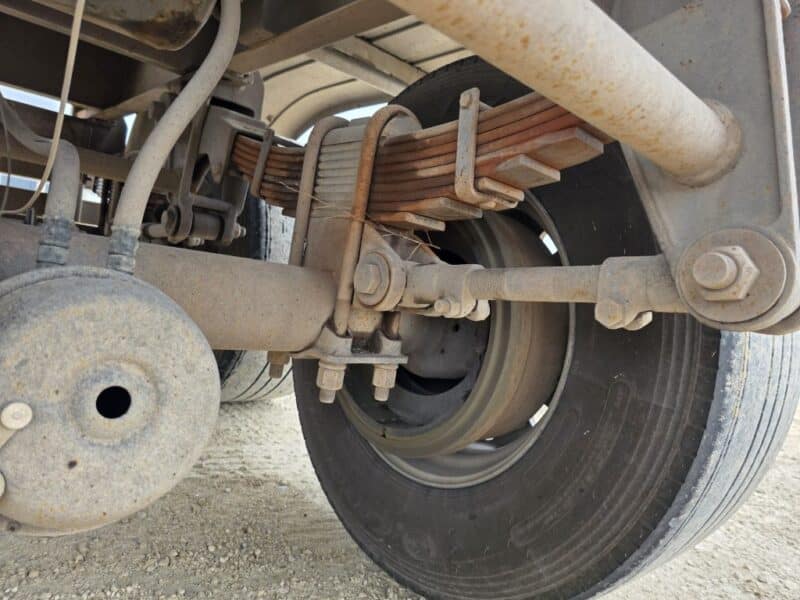 Dual 12″ U-4890 1996 Trailer 6000 Gallon Stainless Steel Semi Tanker