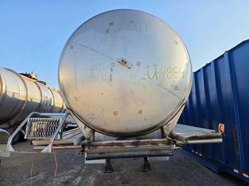 U-4884 1998 Polar 7000 Gallon Stainless Steel Semi Tanker