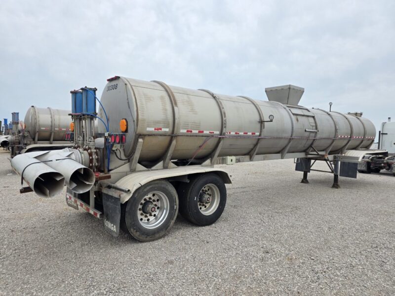 Dual 12″ U-4894 2003 West-Mark 6400 Gallon Stainless Steel Semi Tanker