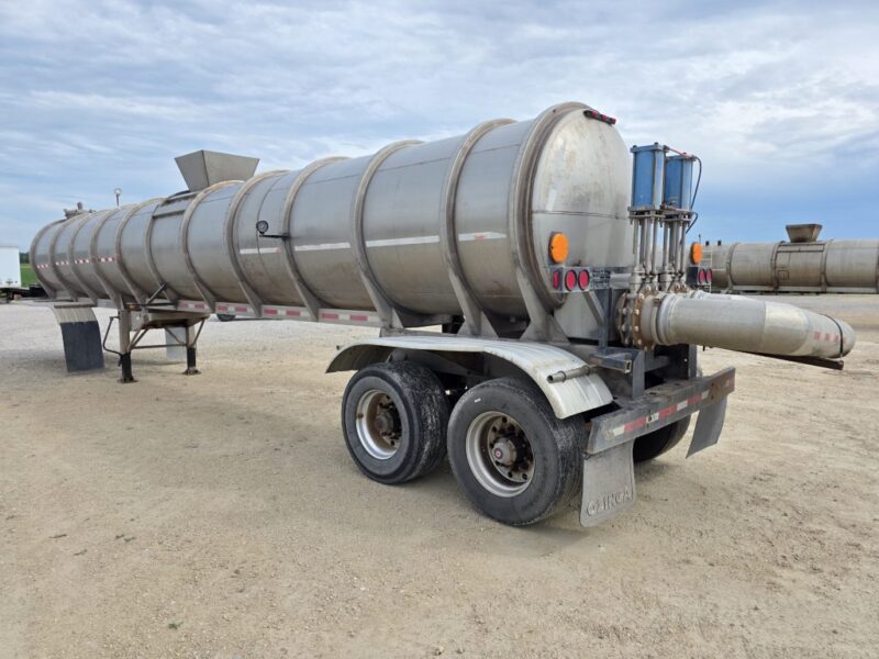 Dual 12″ U-4891 1987 Fruehauf 6700 Gallon Stainless Steel Semi Tanker
