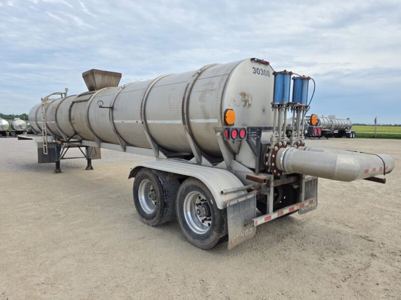 Dual 12″ U-4894 2003 West-Mark 6400 Gallon Stainless Steel Semi Tanker