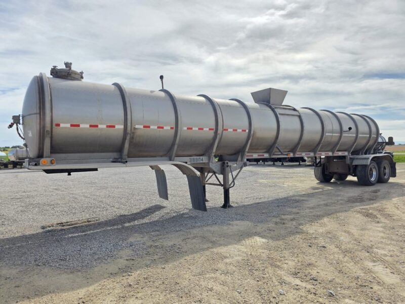 Dual 12″ U-4891 1987 Fruehauf 6700 Gallon Stainless Steel Semi Tanker w. 20″ Swivel