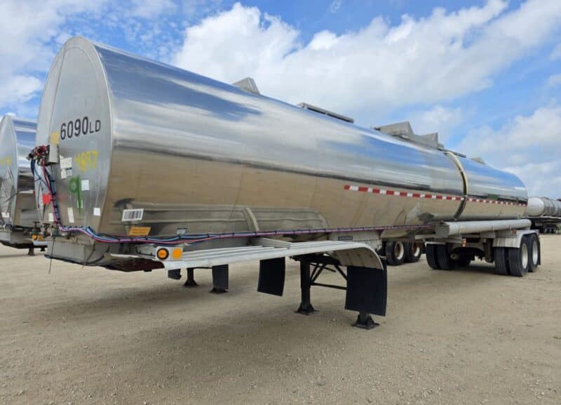 U-4897 2010 Brenner 7000 Gallon Stainless Steel Semi Tanker