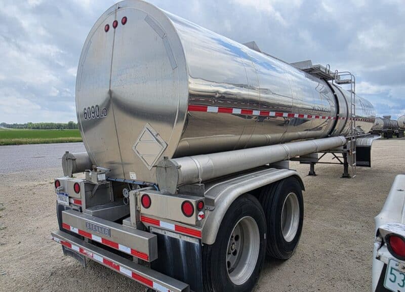 U-4897 2010 Brenner 7000 Gallon Stainless Steel Semi Tanker