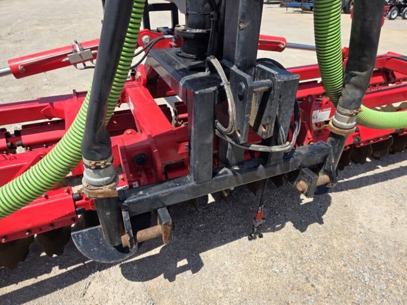Phil’s Pumping 20′ Pottinger Disc Manure Incorporator w. 6″ Stinger