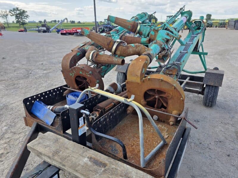 (2) 8′ Houle Pit Pumps and Trailer